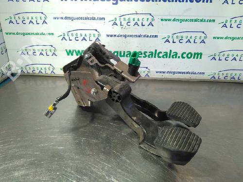 Used Break pedal Break pedal CITROËN C3 II (SC_) 1.6 HDi 90 (90 hp) 10958406 10958406