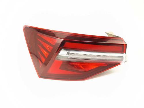 Used Left taillight Left taillight SKODA KAROQ (NU7, ND7) 2.0 TDI 4x4 (150 hp) 40110223 40110223