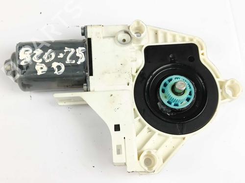 Used Right front window motor Right front window motor AUDI Q5 (8RB) 2.0 TDI quattro (143 hp) 29119391 29119391