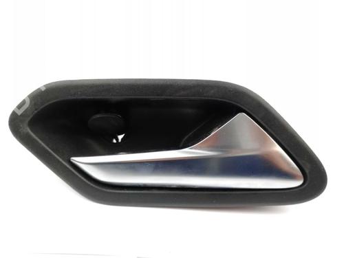 Used Front right interior door handle Front right interior door handle 22986879 22986879