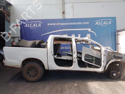 Brugte TOYOTA HILUX VII Pickup (_N1_, _N2_, _N3_) 2.5 D-4D 4WD (KUN25_, KUN25R) (120 hp) 4183549