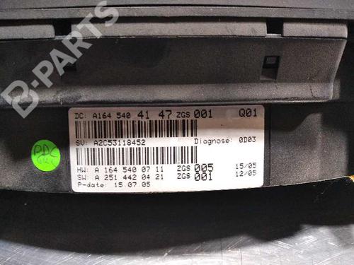 Instrument cluster MERCEDES-BENZ M-CLASS (W164) ML 320 CDI 4-matic (164.122) | BP9979513C47 