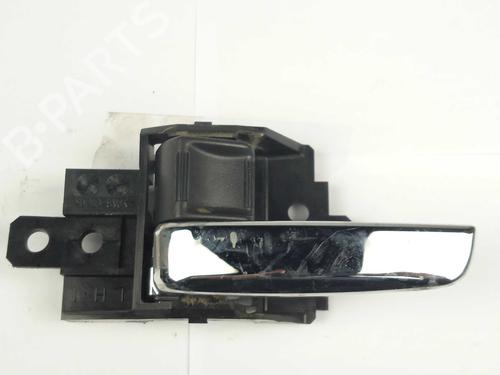 front-left-interior-door-handle-mitsubishi-eclipse-cross-gk_-gl_-15-t-mivec-5716a701-2017-17178234 main image