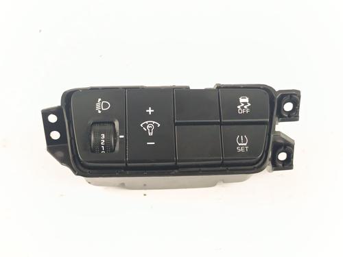 Used Switch KIA STONIC (YB) 1.0 T-GDi (120 hp) 32147255