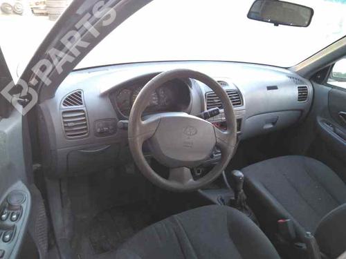 Left mirror HYUNDAI ACCENT II (LC) 1.5 CRDi | BP9990907C26 