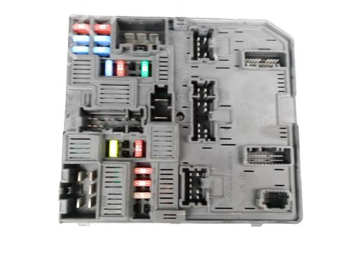 Used Fuse box Fuse box 20168349 20168349