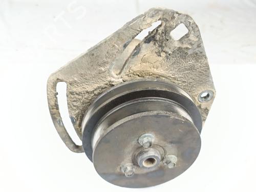 Used Steering pump LAND ROVER DISCOVERY I (LJ) 2.5 TDI 4x4 (113 hp) 30482711