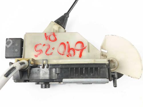 Used Front left lock Front left lock 30330623 30330623