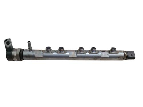 injection-rail-bmw-1-e87-118-d-0445214134-780165601-2003-2004-2005-2006-2007-2008-2009-2010-2011-2012-2013-22740659 main image