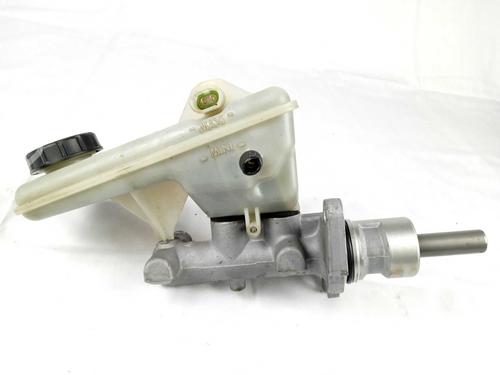 Used Brake master cylinder Brake master cylinder 11530930 11530930