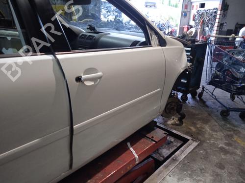 Used Right front door VW POLO (9N_, 9A_) 1.4 TDI (70 hp) 15768148