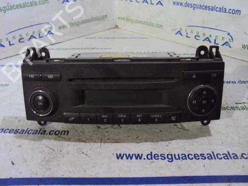 Used Radio Radio 14352490 14352490