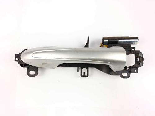 front-left-exterior-door-handle-toyota-rav-4-iv-_a4_-2012-2013-2014-2015-2016-2017-2018-2019-34634647 main image