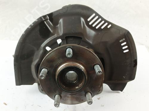 Used Left front steering knuckle TOYOTA AURIS (_E15_) 1.4 D-4D (NDE150_, NDE150R) (90 hp) 28515082