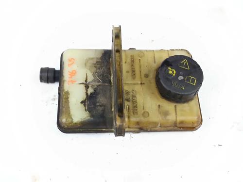Used Brake fluid reservoir Brake fluid reservoir 30835632 30835632