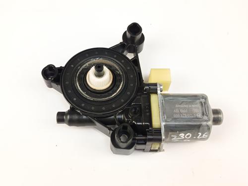 right-rear-window-motor-audi-a4-b9-8w2-8wc-2015-33989746 main image