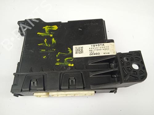 Used Electronic module TOYOTA AURIS (_E18_) 2.0 D-4D (ADE186_, ADE186R) (124 hp) 19807947