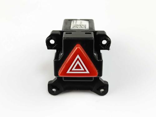 Used Warning switch Warning switch HYUNDAI i30 (PDE, PD, PDEN) 1.6 CRDi (116 hp) 33054385 33054385