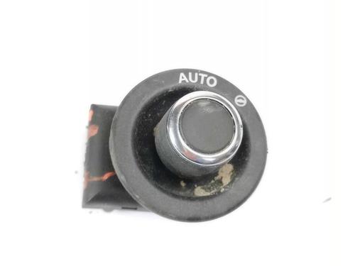 switch-land-rover-defender-station-wagon-l663-2019-25274070 main image