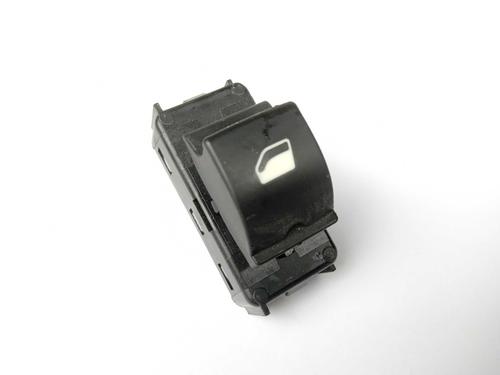 right-front-window-switch-citroen-c4-cactus-98044803zd-2014-13302595 main image