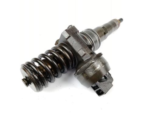 Used Injector VW GOLF V (1K1) 1.9 TDI (105 hp) 22904738