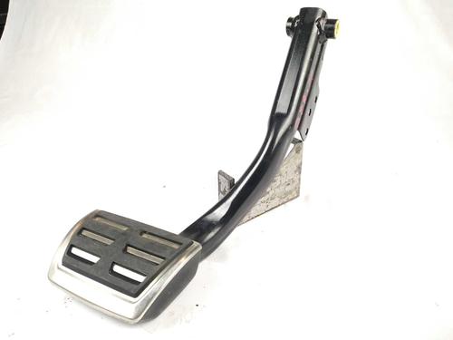 Used Break pedal Break pedal AUDI A5 (F53, F5P) [2016-2026] 10751369 10751369