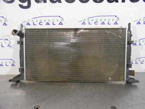 Used Water radiator Water radiator 13738398 13738398