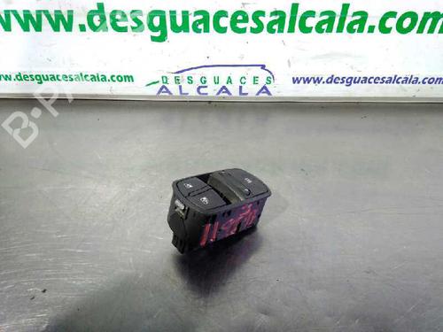 Used Left front window switch Left front window switch OPEL CORSA D (S07) [2006-2015] 9990483 9990483