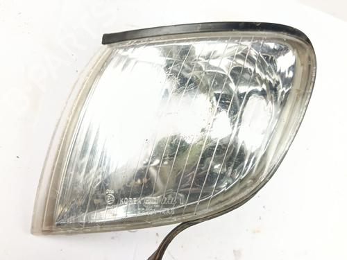 Used Left front indicator HYUNDAI H-1 Van (A1) [1997-2008]  29182151