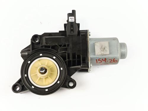 Used Left front window motor Left front window motor HYUNDAI i30 (PDE, PD, PDEN) 1.6 CRDi (116 hp) 33027975 33027975