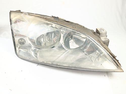 Optica direita FORD MONDEO III Saloon (B4Y) 2.0 16V TDDi / TDCi (115 hp) 29626377