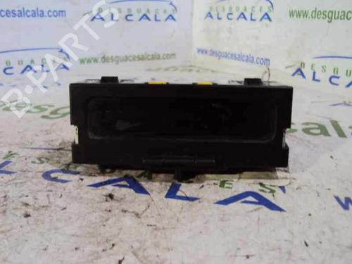 Used Display monitor Display monitor RENAULT CLIO II (BB_, CB_) [1998-2016] 14352714 14352714