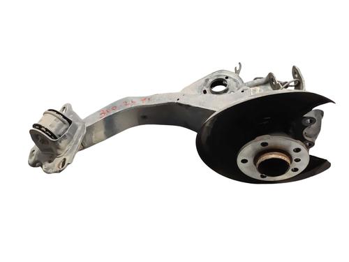 Used Left rear steering knuckle Left rear steering knuckle BMW 1 (F40) 118 i (140 hp) 34705018 34705018