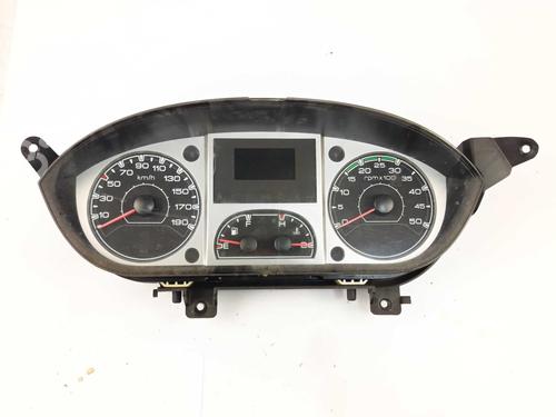 instrument-cluster-iveco-daily-iv-platformchassis-2006-2007-2008-2009-2010-2011-2012-33027947 main image