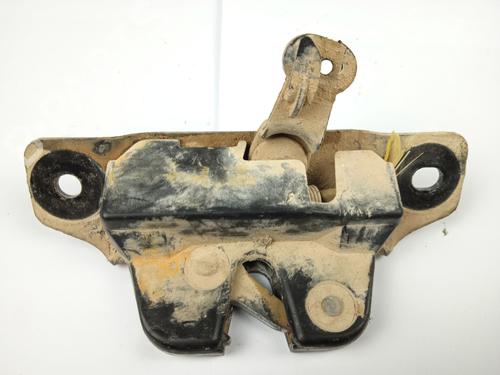 Tailgate lock PEUGEOT PARTNER Box Body/MPV (5_, G_) 1.6 | BP13913589C101