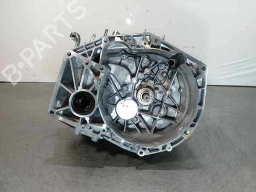 Used Gearbox Gearbox SUZUKI SX4 S-Cross (JY) 1.6 DDiS (AKK 416D) (120 hp) 10093424 10093424