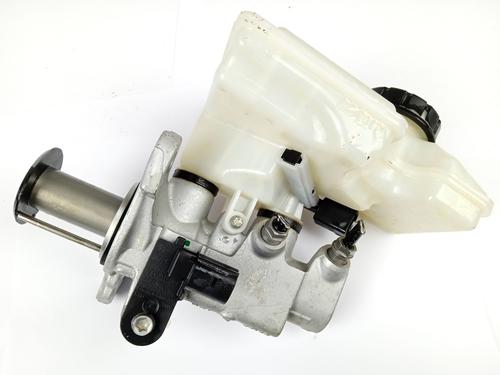 Brake master cylinder SKODA KAROQ (NU7, ND7) 1.0 TSI 8V1611021A