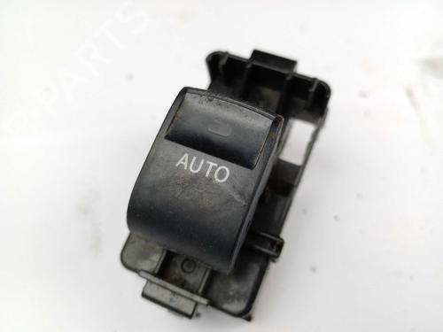 Used Right front window switch Right front window switch TOYOTA AURIS (_E18_) 2.0 D-4D (ADE186_, ADE186R) (124 hp) 19807911 19807911