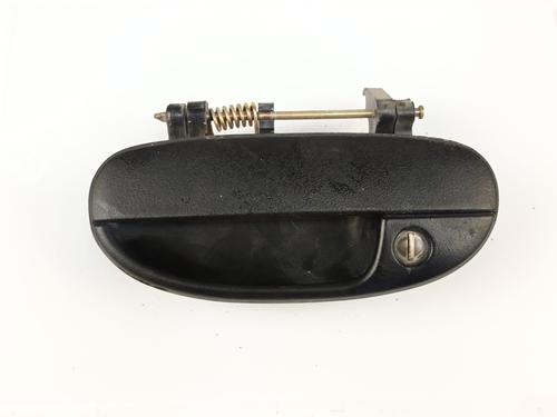 Venstre foran utvendig håndtak DAEWOO LANOS (KLAT) 1.3 (75 hp) 33054356