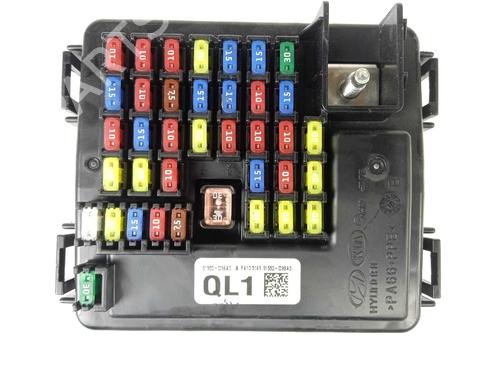 Used Fuse box Fuse box 13023378 13023378