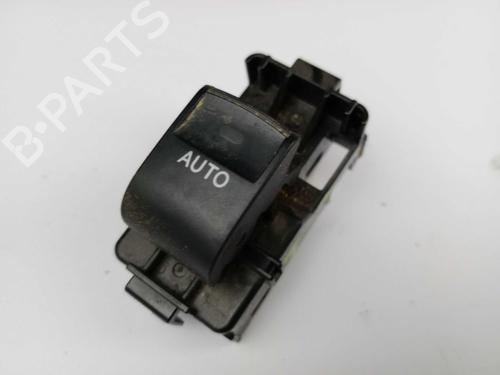 Used Right rear window switch Right rear window switch TOYOTA AURIS (_E18_) 2.0 D-4D (ADE186_, ADE186R) (124 hp) 19807912 19807912