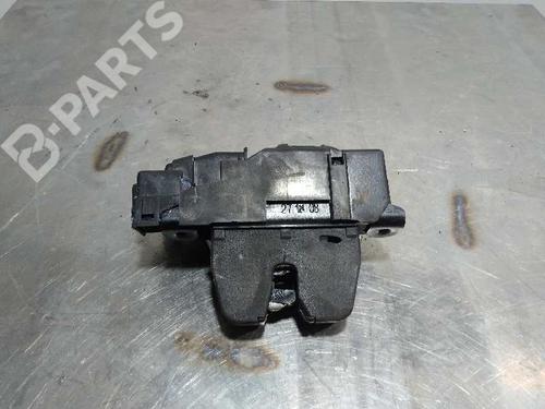 tailgate-lock-peugeot-308-ii-lb_-lp_-lw_-lh_-l3_-9816195380-3-pines-2013-2014-2015-2016-2017-2018-2019-2020-2021-10752798 main image