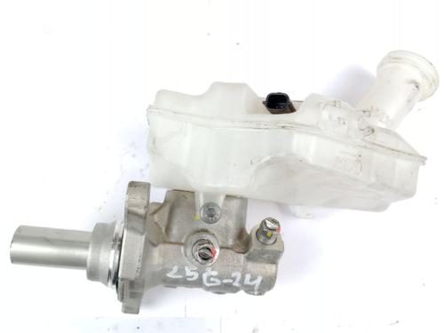 Used Brake master cylinder RENAULT CLIO V (B7_) 1.5 Blue dCi 100 (B7AD) (101 hp) 18085405