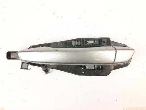 Used Rear left exterior door handle OPEL CORSA F (P2JO) 1.5 (68) (102 hp) 28515272