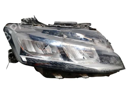 Used Right headlight Right headlight PEUGEOT 308 III (FB_, FH_, FP_, F3_, FM_) BlueHDi 130 (FBYHZL, FBYHZT) (131 hp) 27202692 27202692