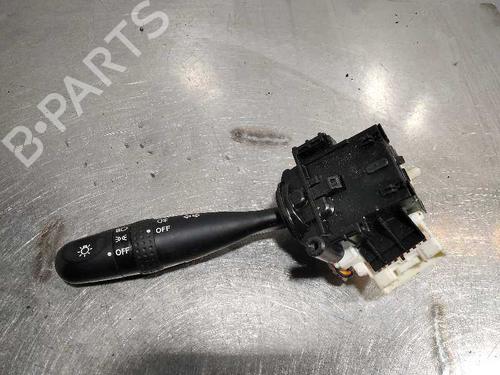 Used Steering column stalk Steering column stalk SUZUKI GRAND VITARA II (JT, TE, TD) 1.9 DDiS (JB419WD, JB419XD) (129 hp) 10093772 10093772