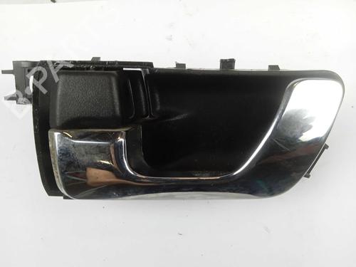 Used Front right interior door handle Front right interior door handle 10200304 10200304