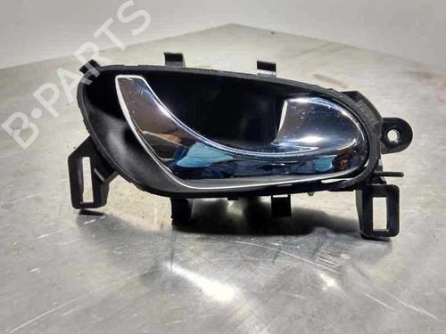 front-right-interior-door-handle-renault-kadjar-ha_-hl_-806704ea-2015-10930228 main image