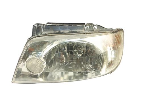 Phare gauche HYUNDAI MATRIX (FC) 1.8 (122 hp) 33038634