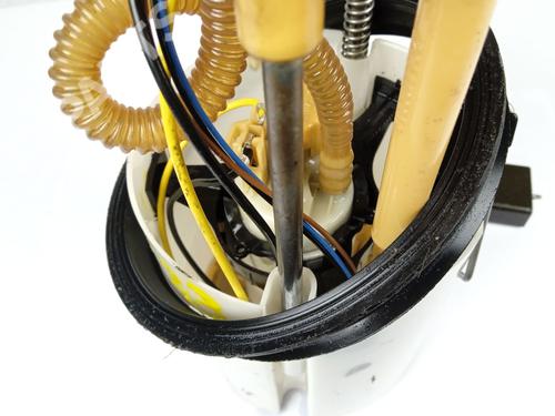 Fuel pump VW GOLF VI (5K1) 2.0 TDI | BP12090063M76 